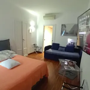 Room Inn ** Milán